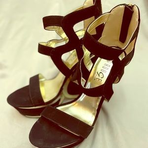 Rouge mega platform gold and velvet shoes size 9